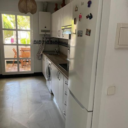Ferienwohnung Pueblo Marinero Novo Sancti Petri Exterior foto